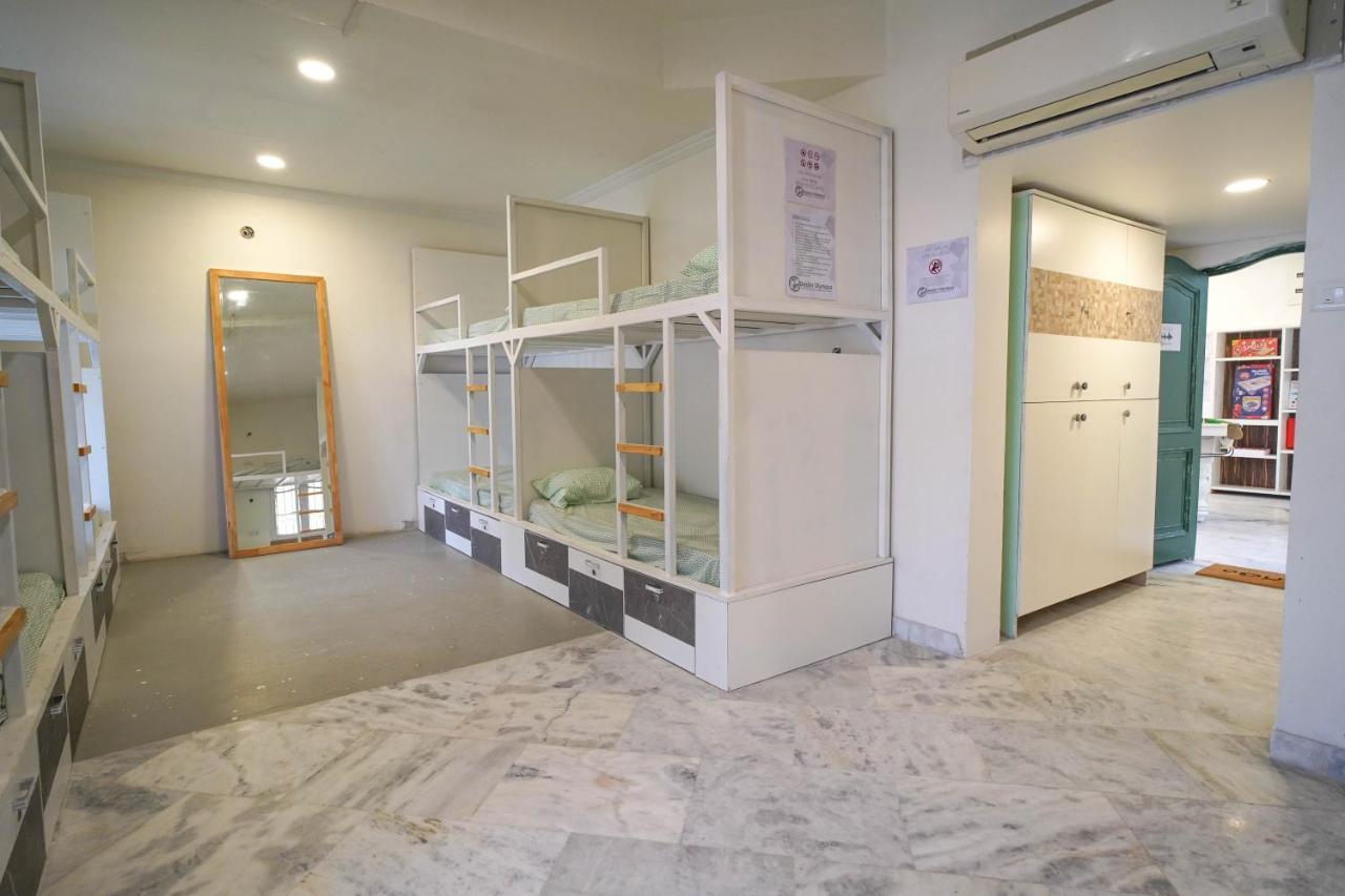 Destin Olympus Banjara Hostel ไฮเดอราบัด ภายนอก รูปภาพ